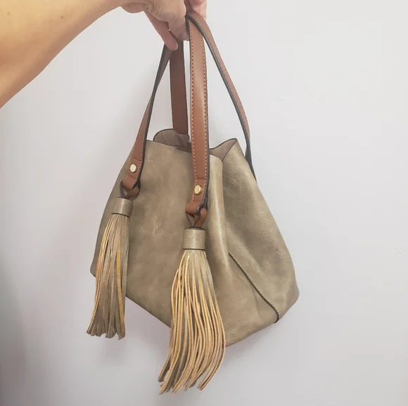 Satchel purse bag with double tassels NEW - Picture 10 of 12